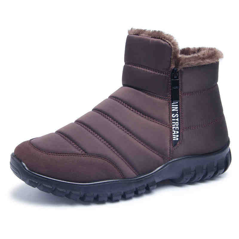 Colton men's snow boots worn outdoors in winter conditions