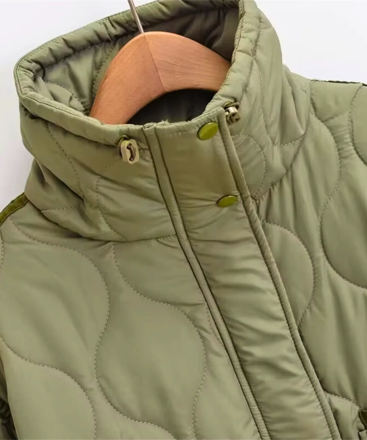 Women's thermal puffer jacket in four colours – olive green, mocha, white, black