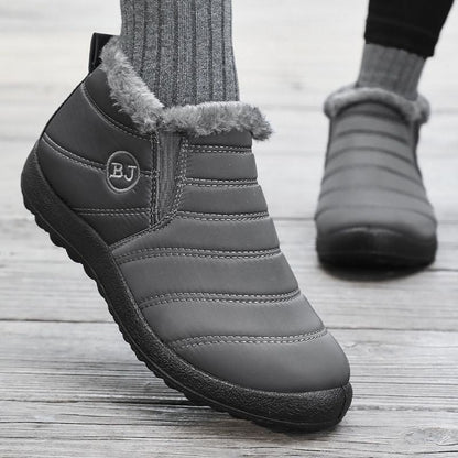 Green warm lined winter comfort boots in slip-on design