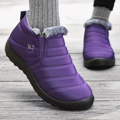 Detail of soft faux-fur lining inside the Ember winter comfort boot
