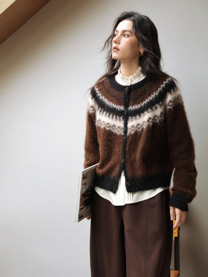 Women's wool cardigan in beige with open-front and raglan sleeves