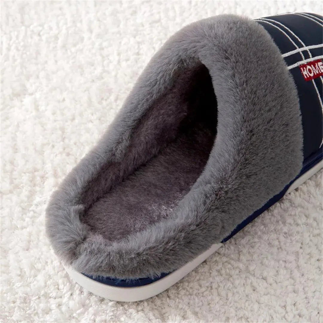 Huxley indoor slippers in brown with minimalist stripe design