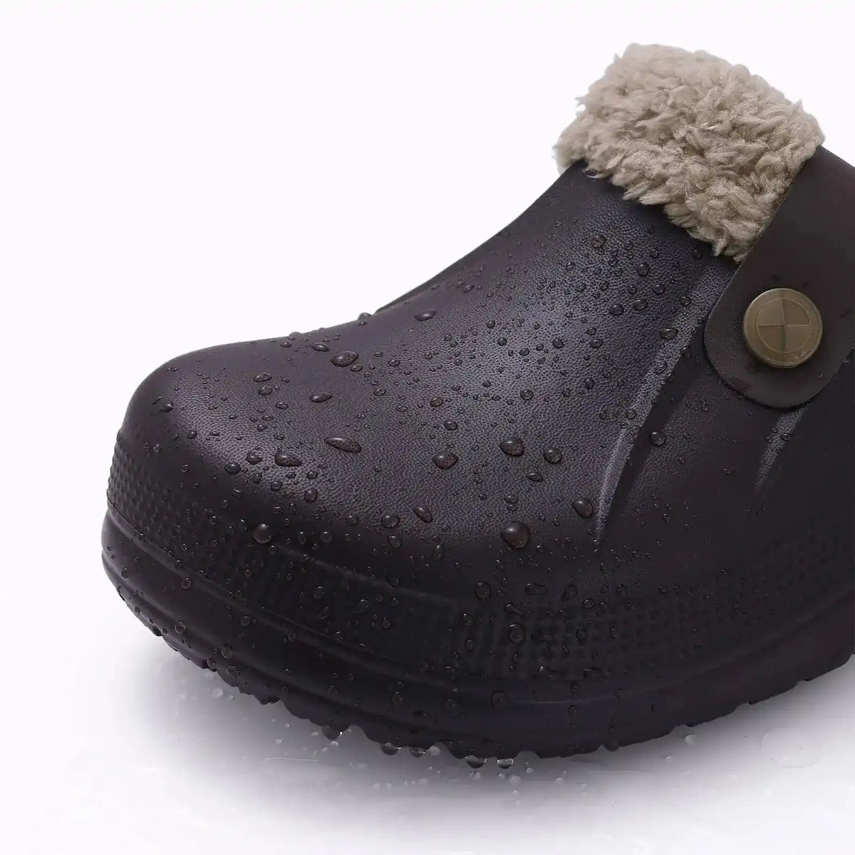 EVA non-slip sole detail on Norval waterproof lined slippers