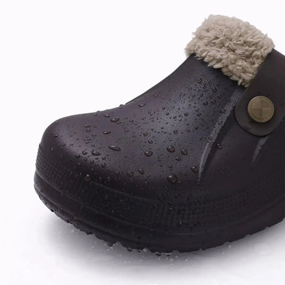 EVA non-slip sole detail on Norval waterproof lined slippers