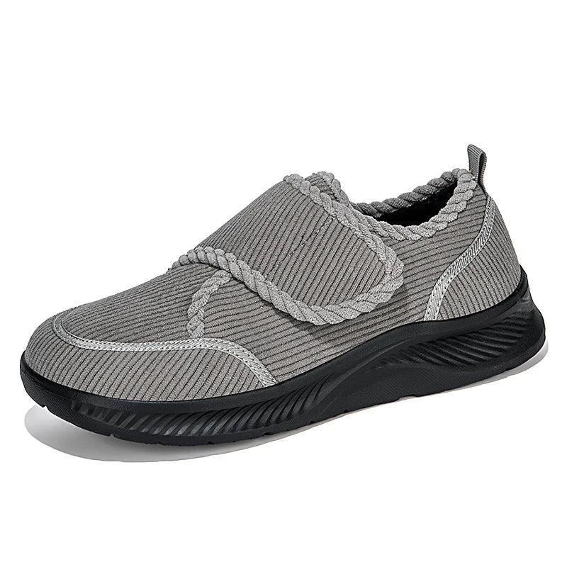 Norwick unisex winter shoes with flexible sole shown from underneath