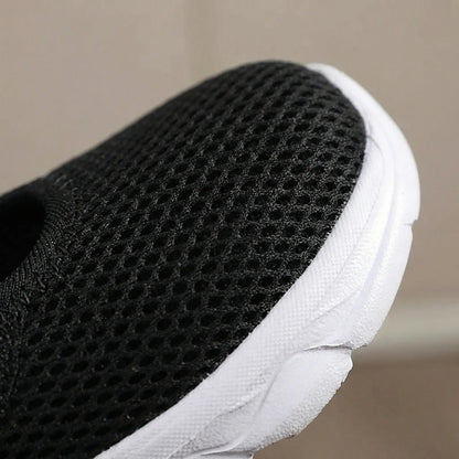 Wide-fit orthopedic shoe suitable for bunions and swollen feet
