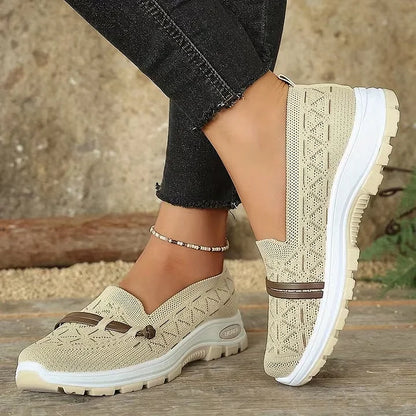 Women's fashionable non-slip knit shoes in multiple colours