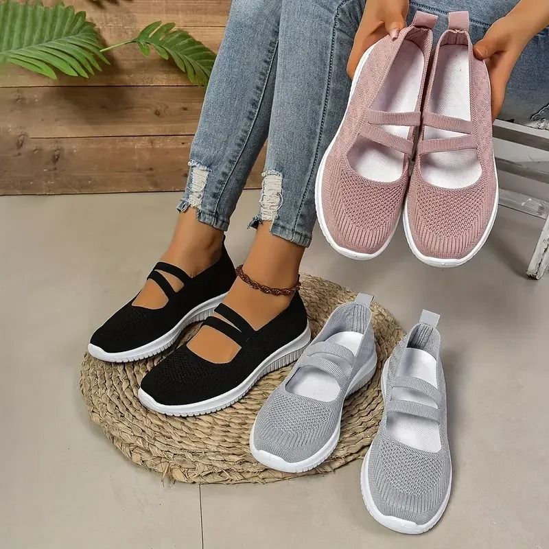 Women's lightweight mesh slip-on shoes in neutral colour
