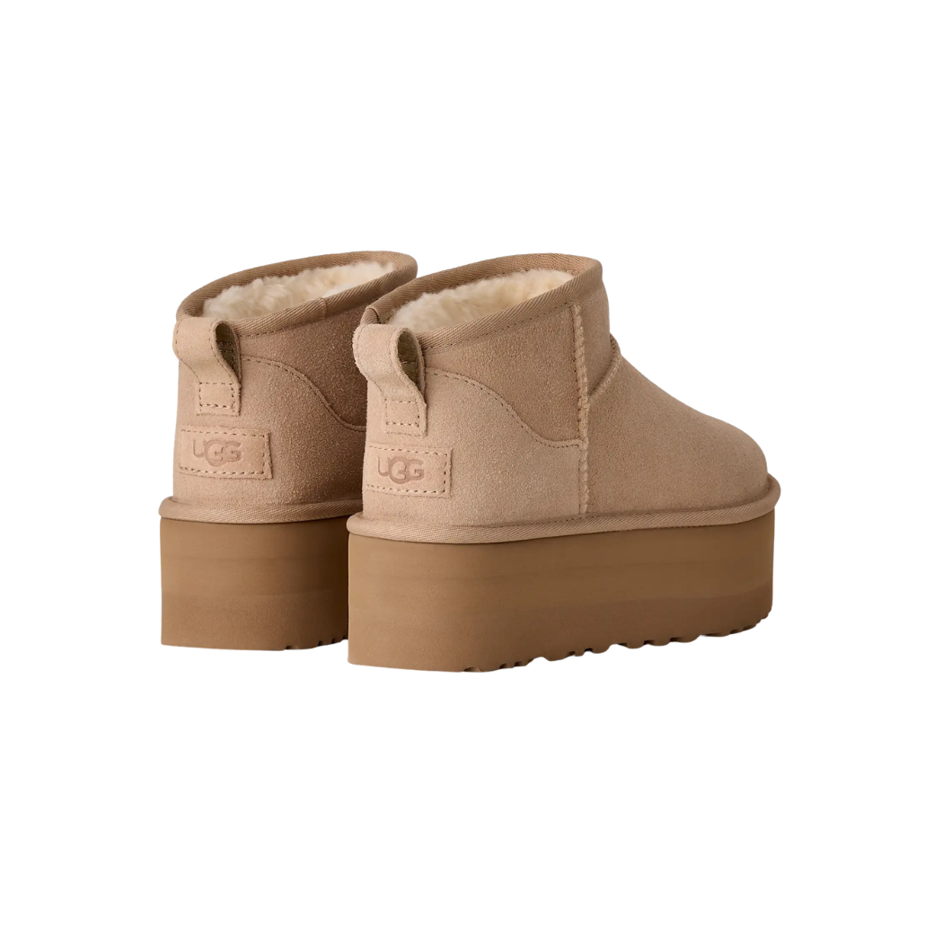 Women's sheepskin platform boots in three colours: chestnut, sand, black